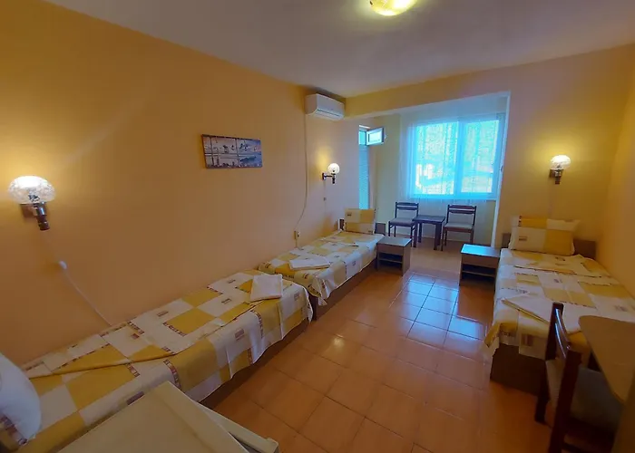 Penzion Nikolovi Lozenec