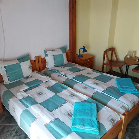 Pensjonat Nikolovi 2*