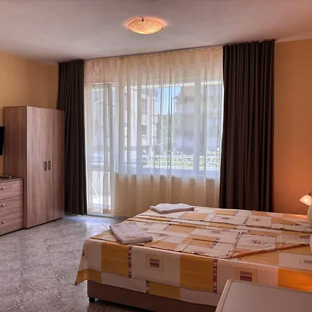 Pensjonat Nikolovi 2*