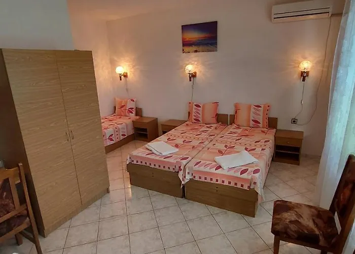 Къща за гости николови 2*