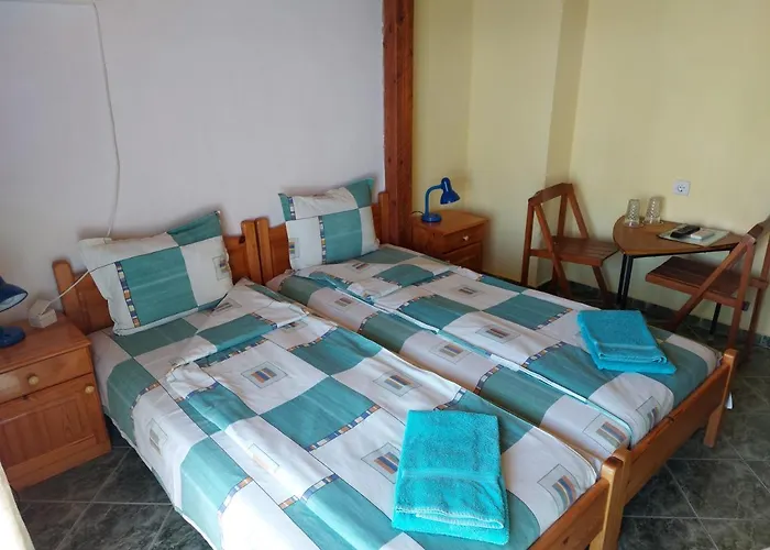 Къща за гости николови 2*